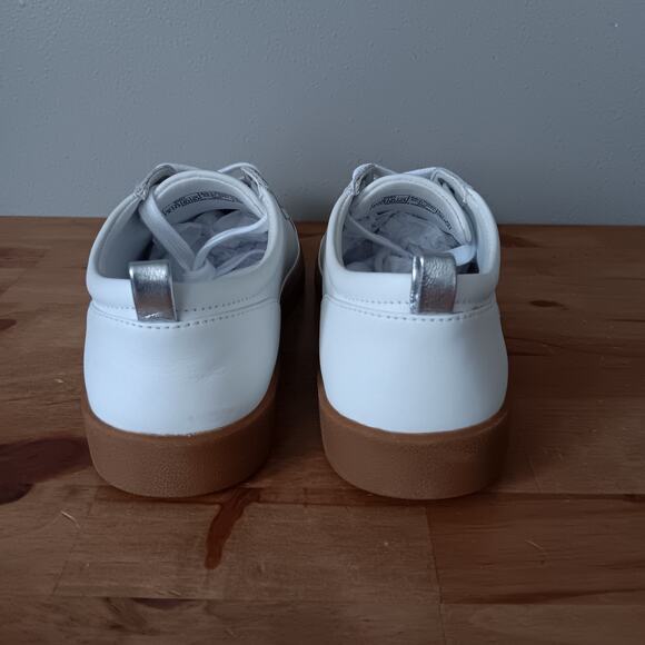 Vionic Winny White Leather Gum Sneaker Women's size 8 Wide NWB - Picture 7 of 10